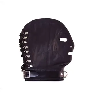 Mask with D-Ring & Lockable Buckle Strap